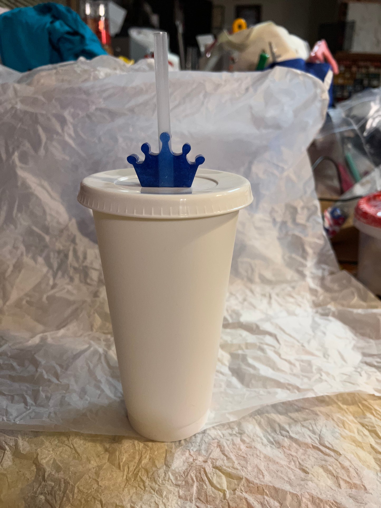 Crown Straw Topper