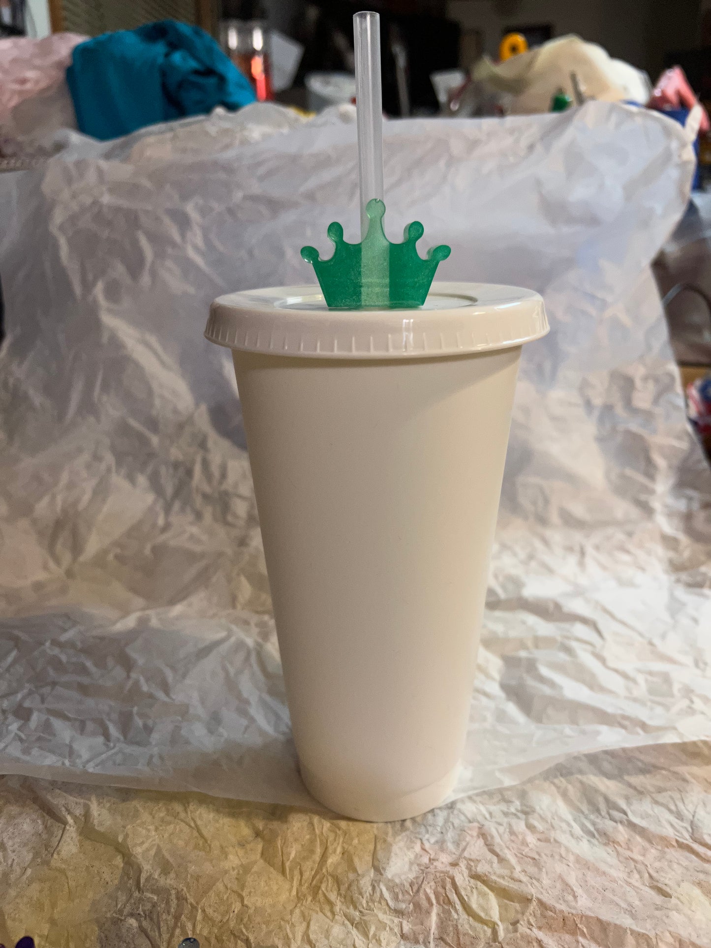 Crown Straw Topper