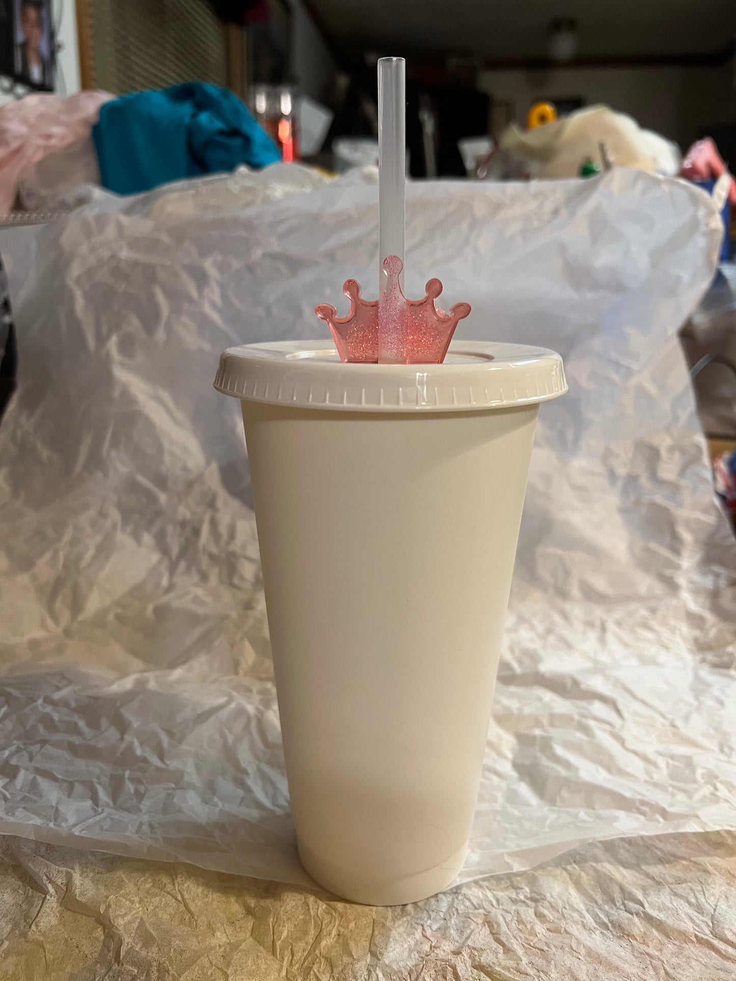 Crown Straw Topper