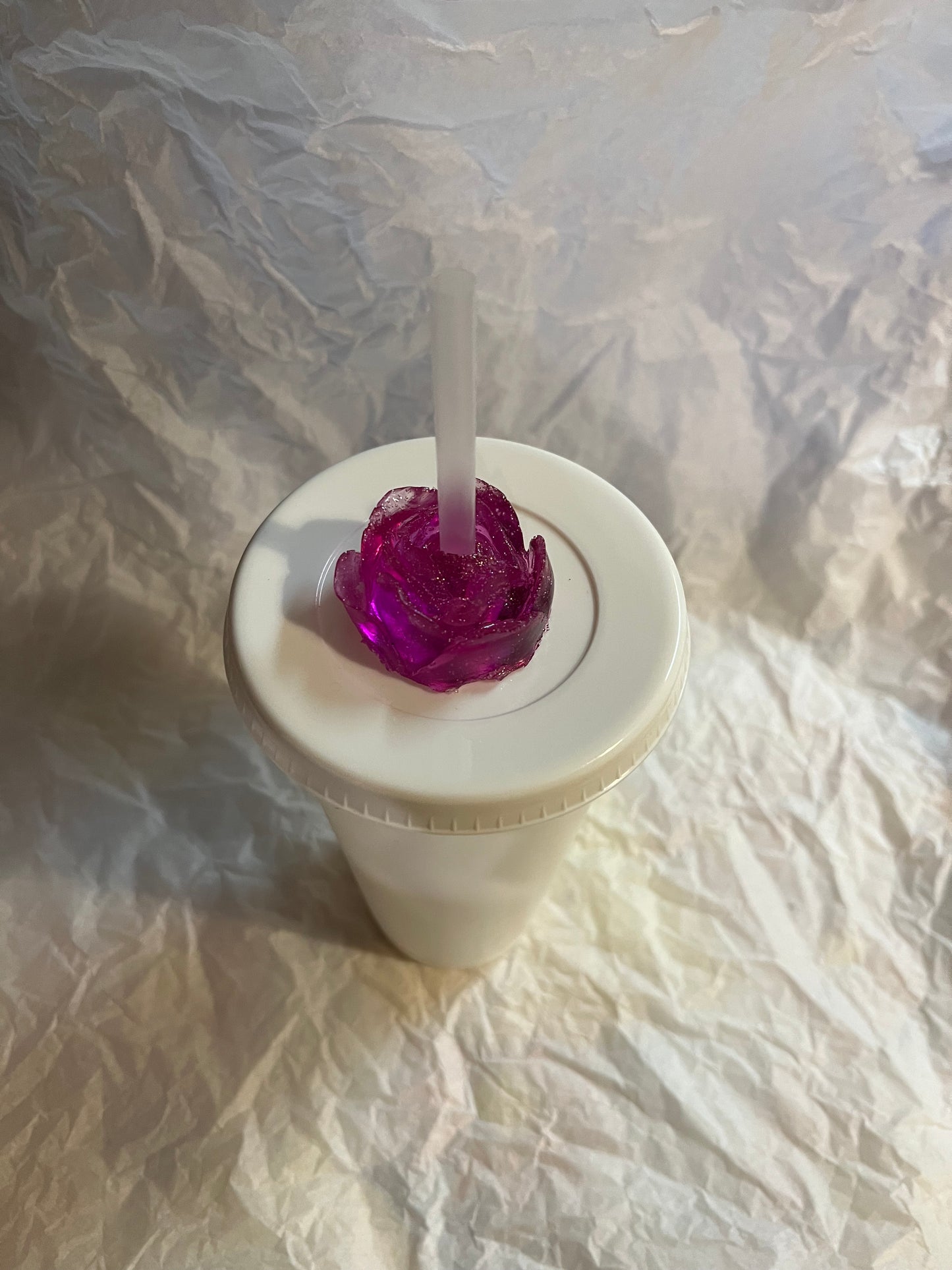 Medium Round Rose Straw topper