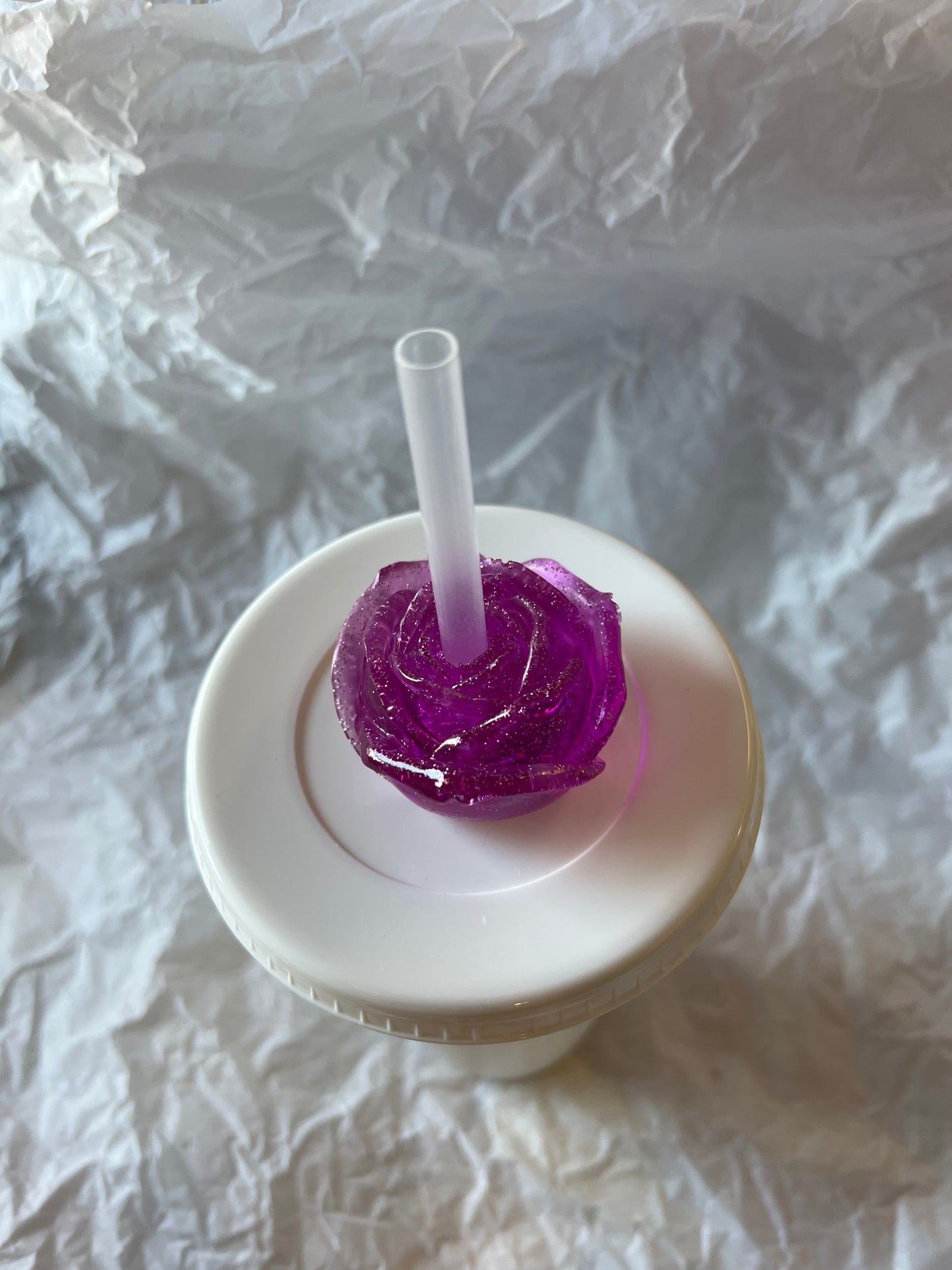 Medium Round Rose Straw topper