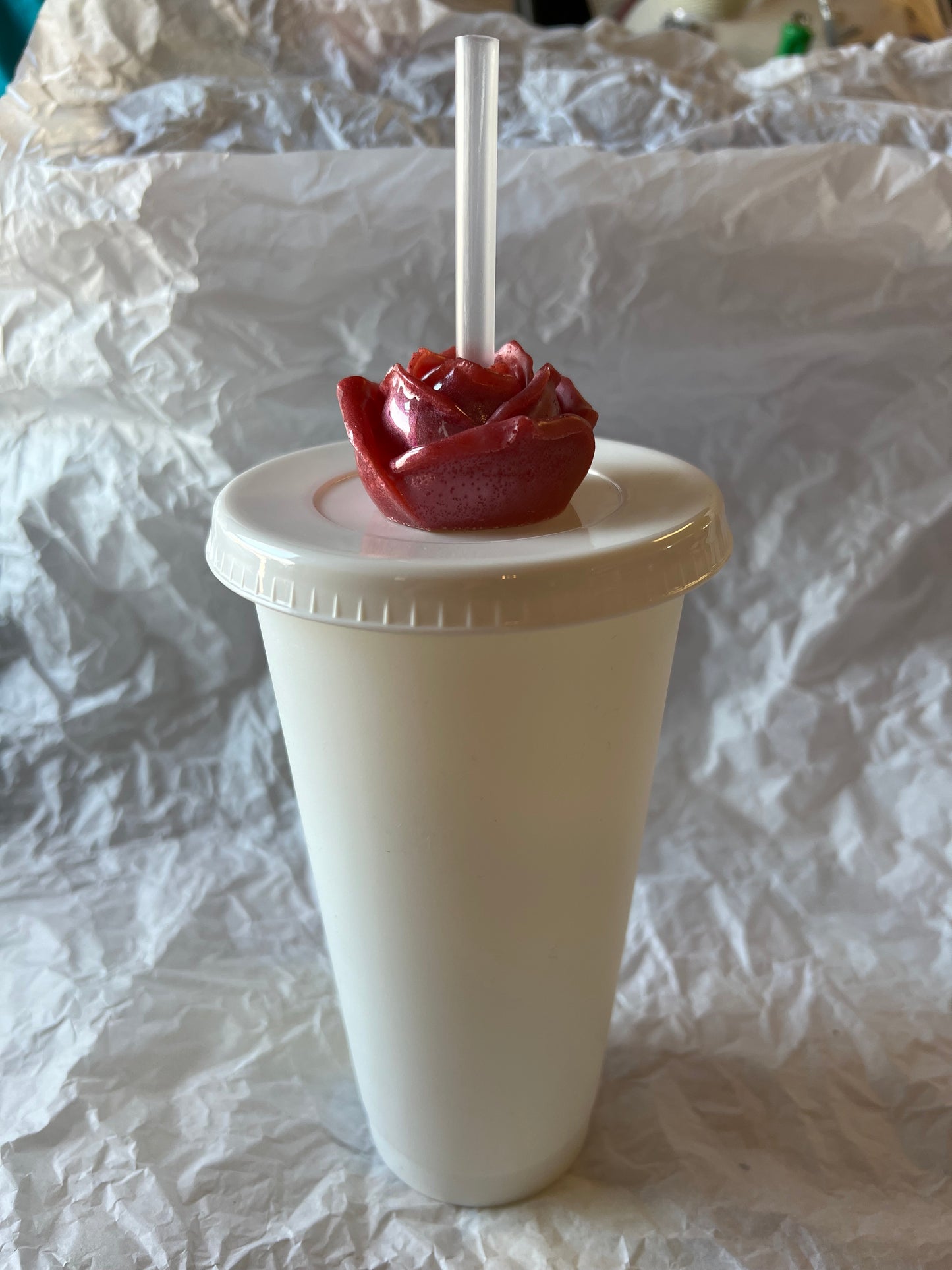 Medium Round Rose Straw topper