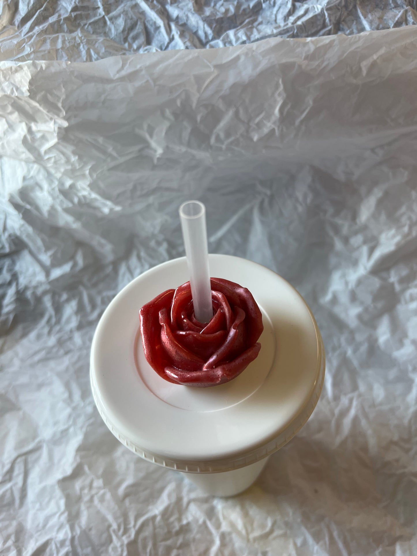 Medium Round Rose Straw topper