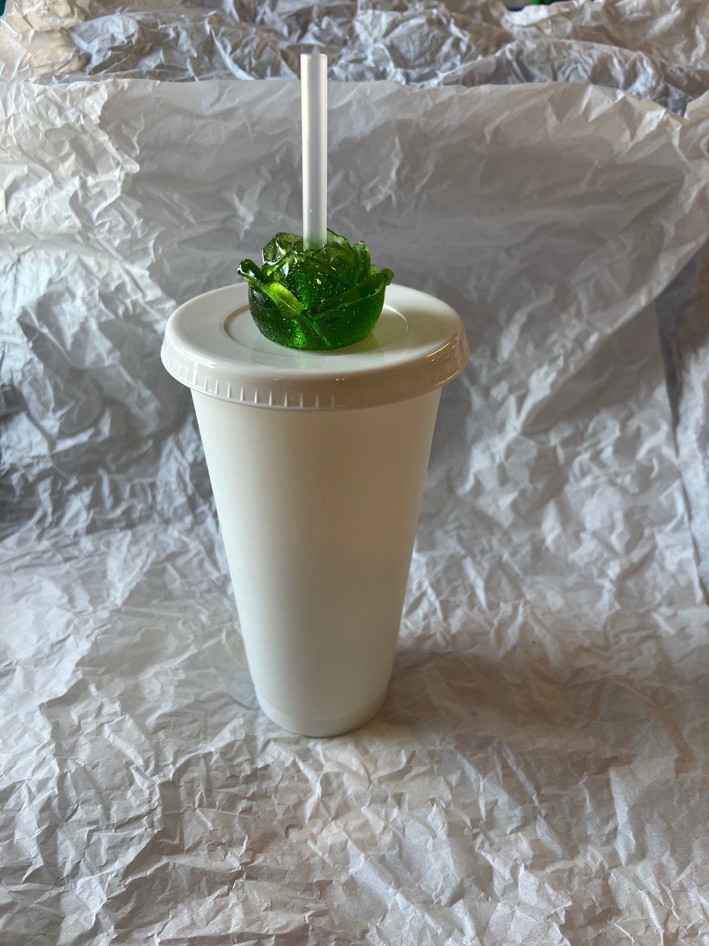 Medium Round Rose Straw topper