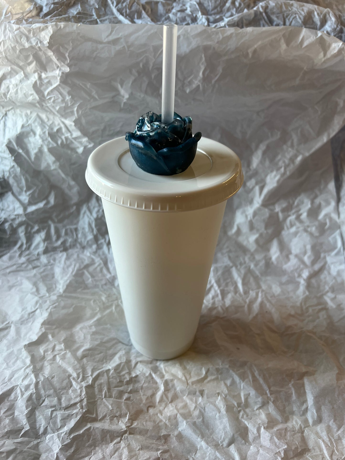Medium Round Rose Straw topper