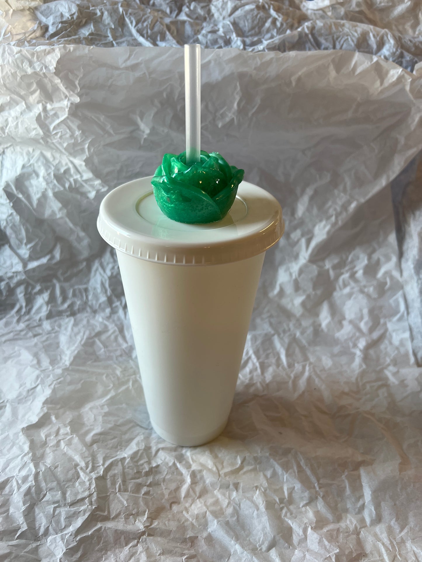 Medium Round Rose Straw topper