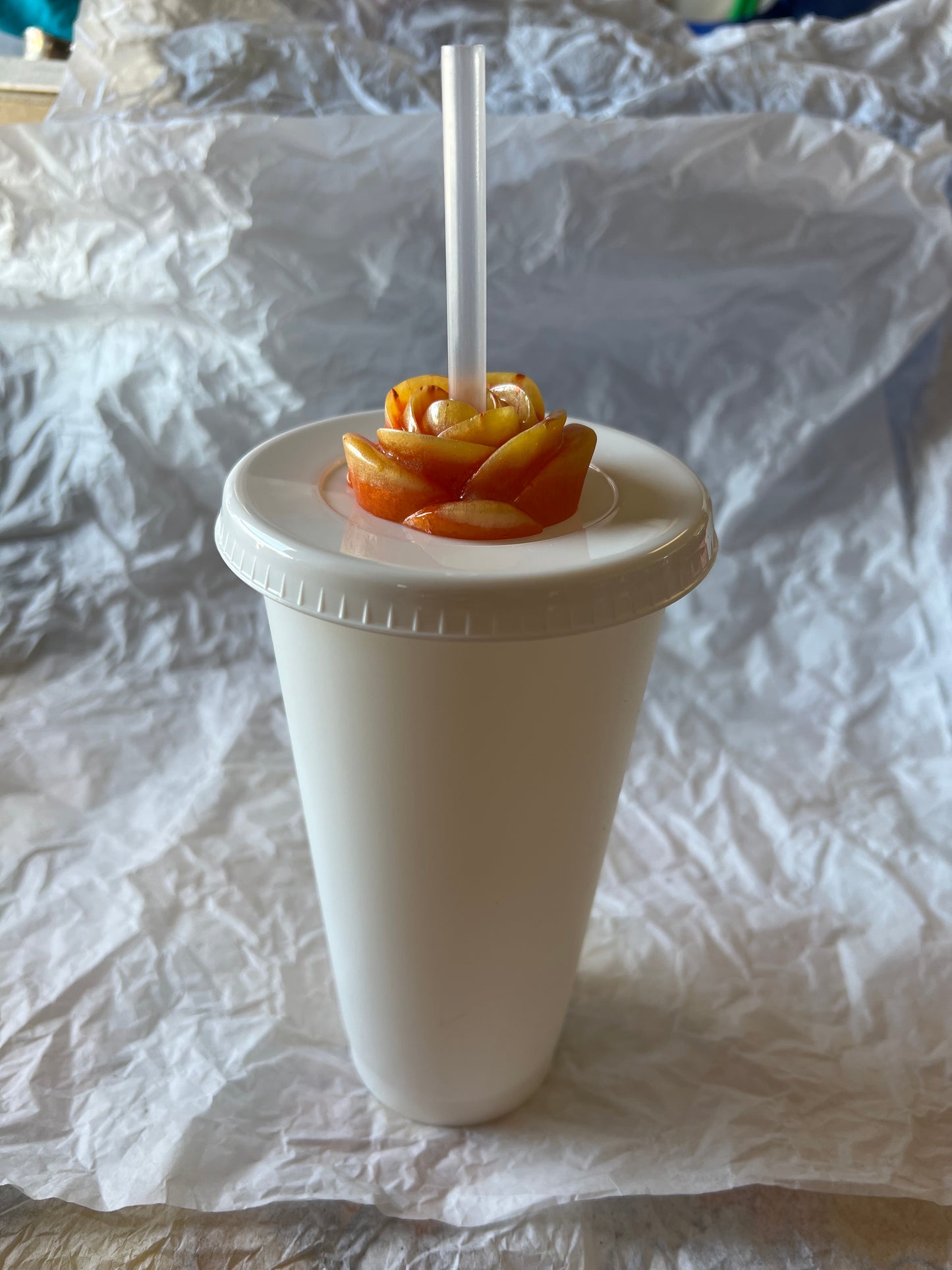 Medium Flat Rose Straw Topper
