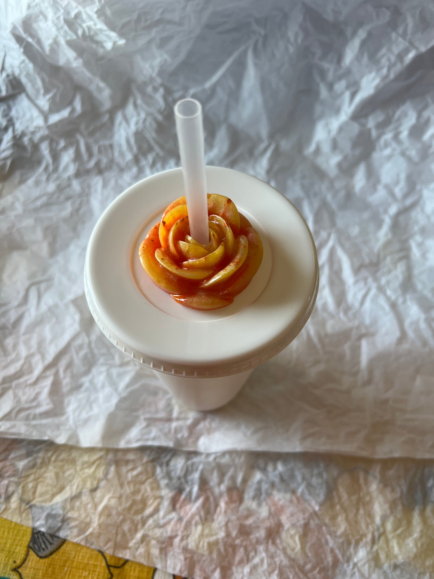 Medium Flat Rose Straw Topper