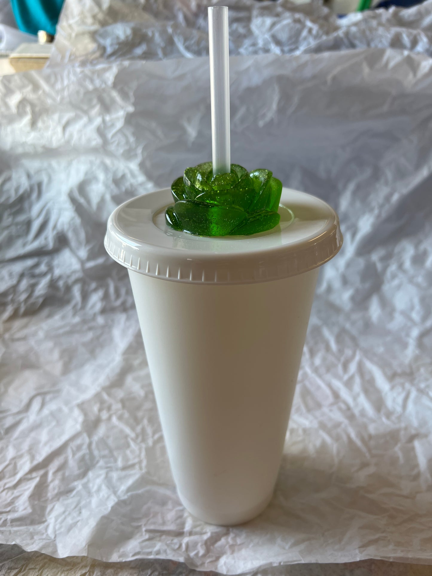 Medium Flat Rose Straw Topper
