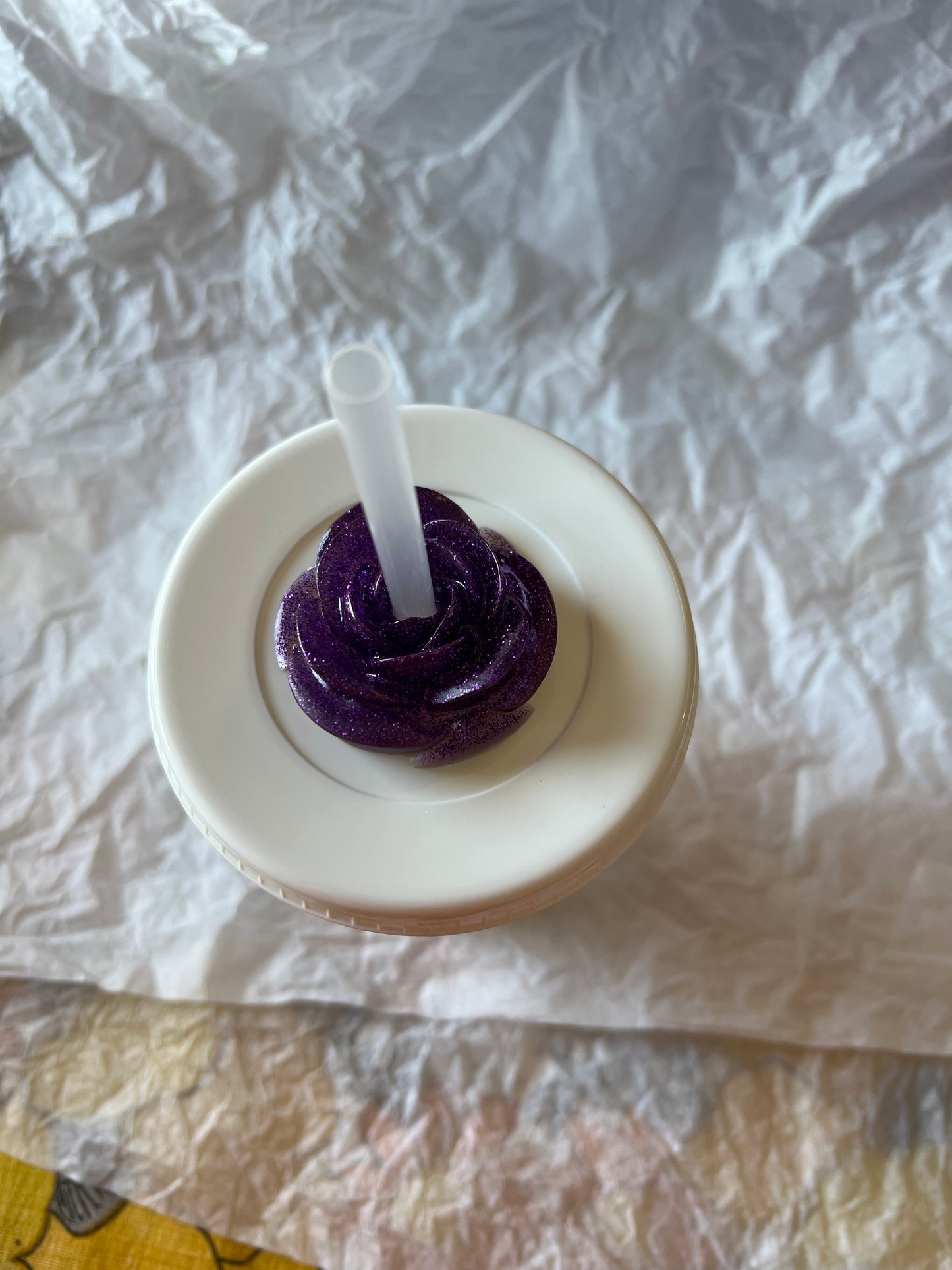 Medium Flat Rose Straw Topper