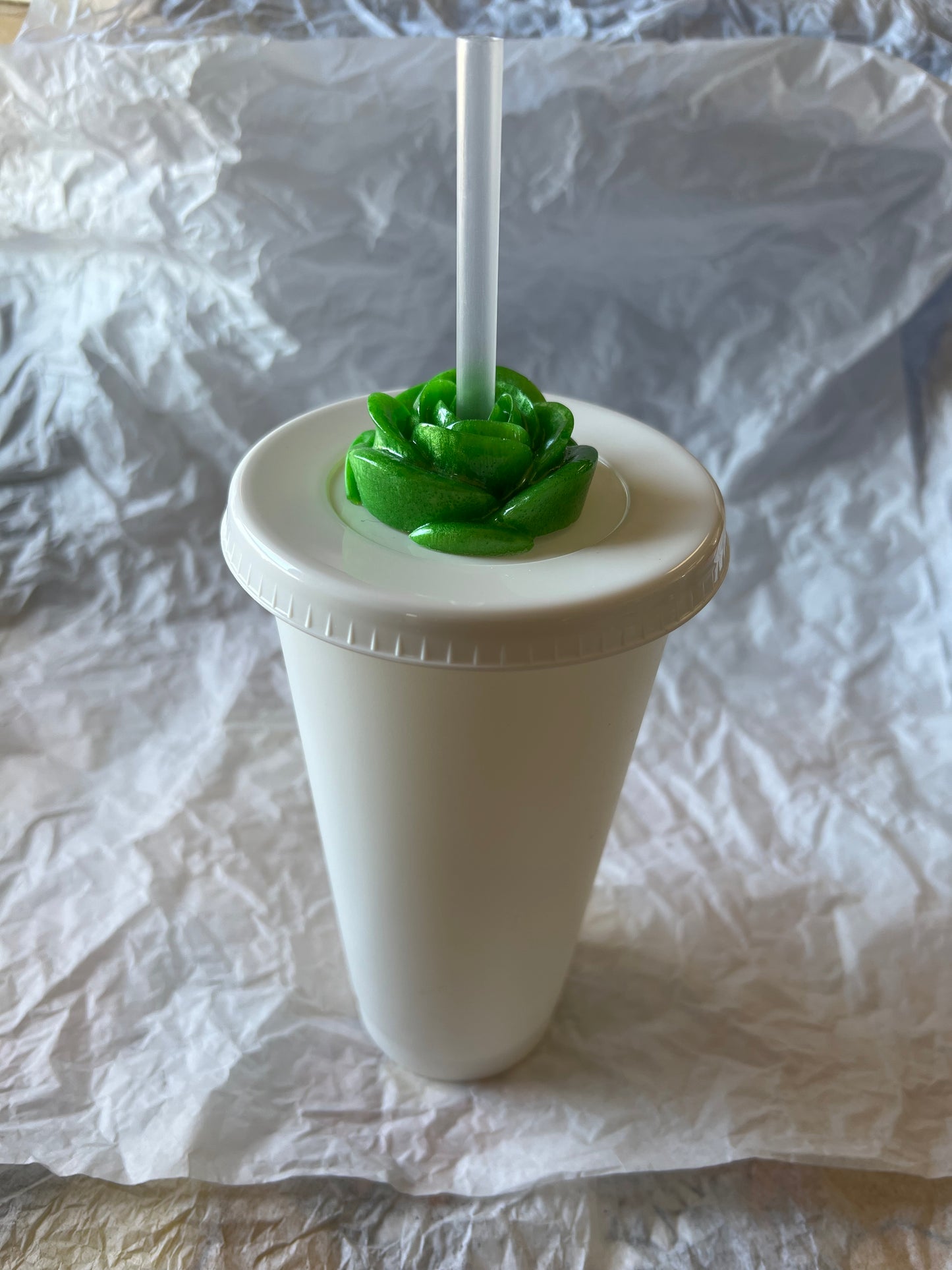 Medium Flat Rose Straw Topper