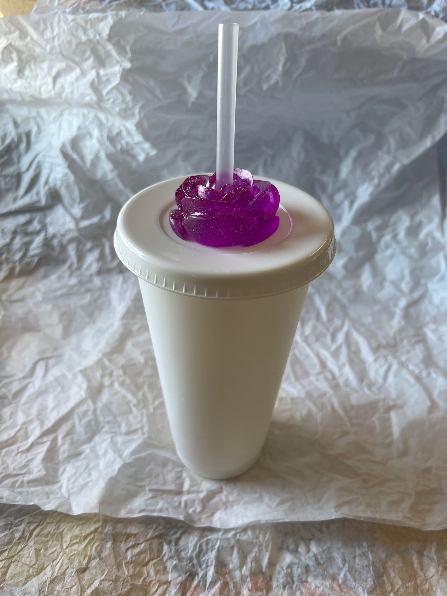 Medium Flat Rose Straw Topper