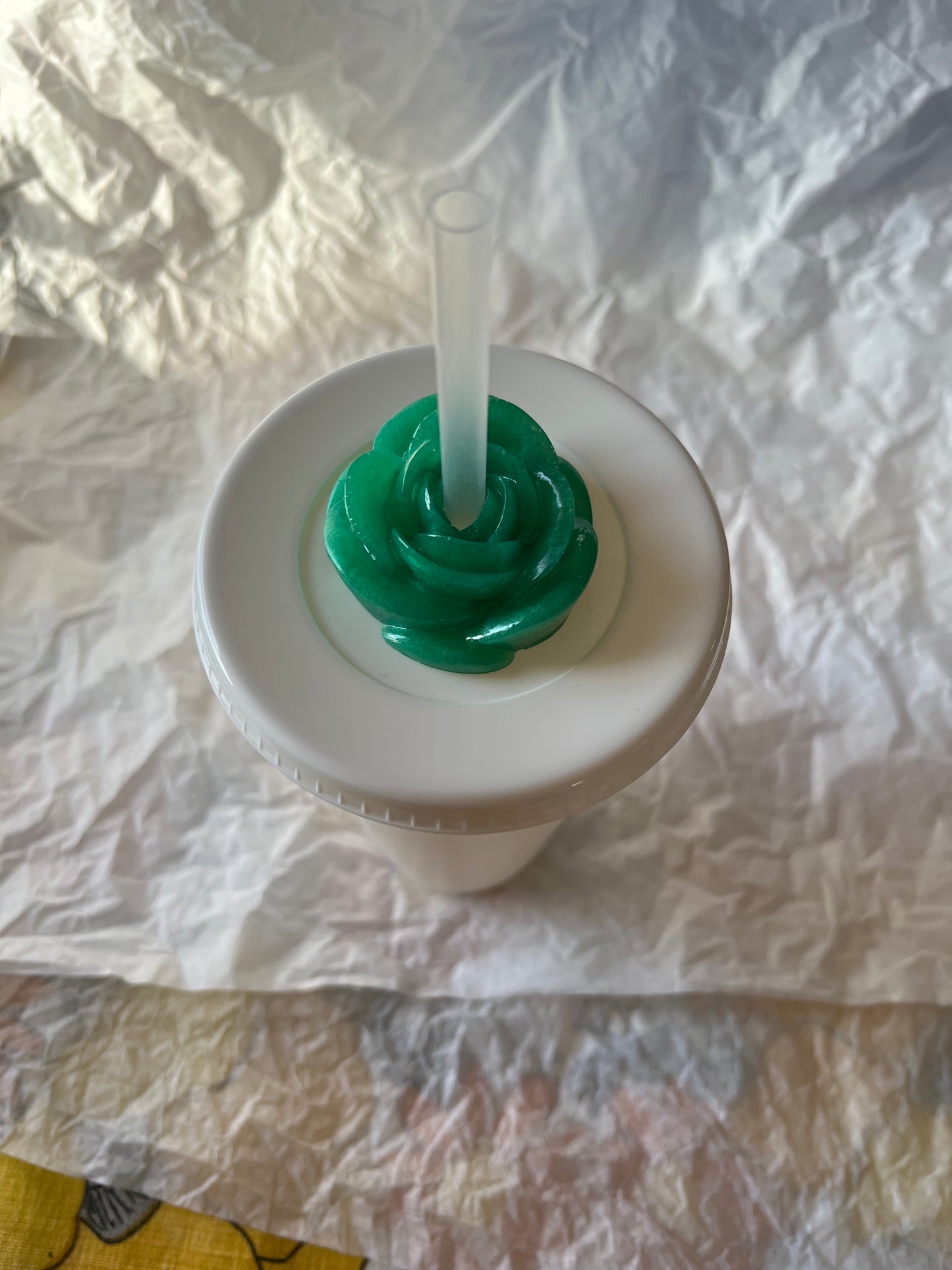 Medium Flat Rose Straw Topper