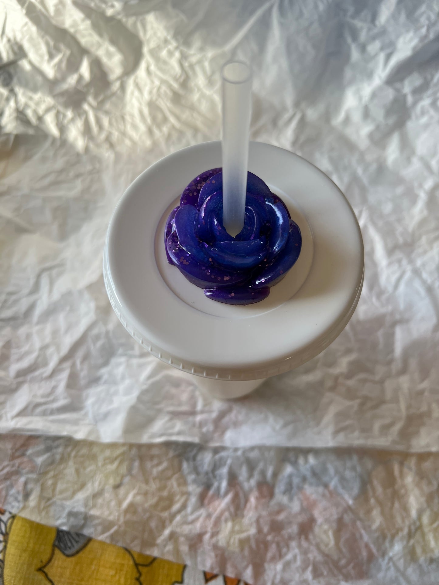 Medium Flat Rose Straw Topper