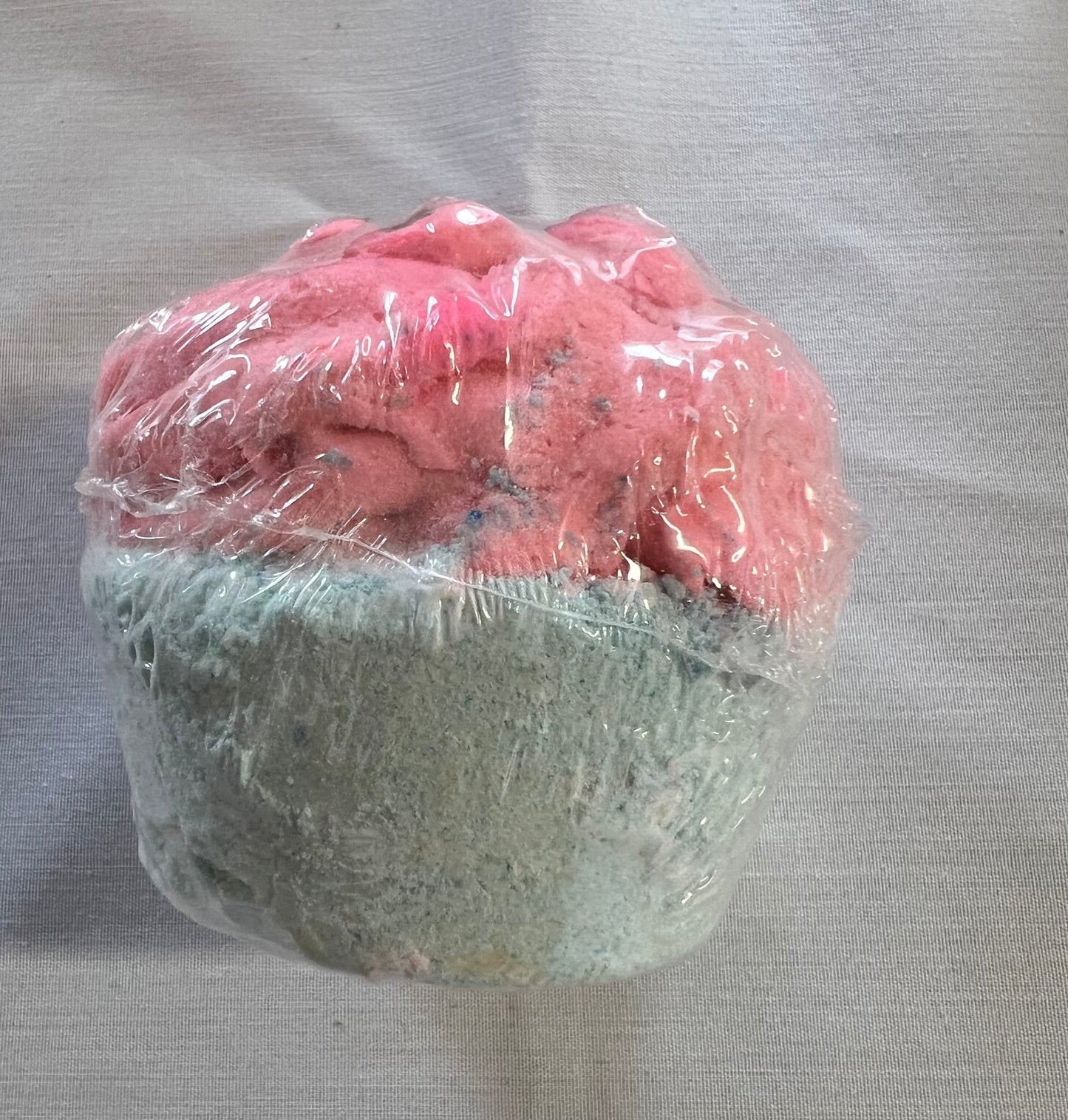 Madly in Love Bath Bomb Cupcake
